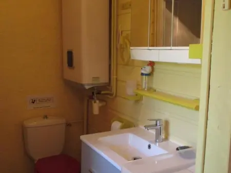 Charmante maisonnette avec piscine partagée, Gite 2 personnes à Arfeuilles - Photo 6