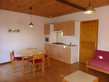 Gîte indépendant avec terrasse et garage à La Chabanne - Photo 2