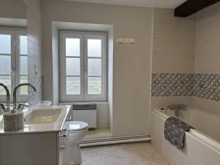 Gîte spacieux à La Guillermie, animaux acceptés, jardin - Photo 16