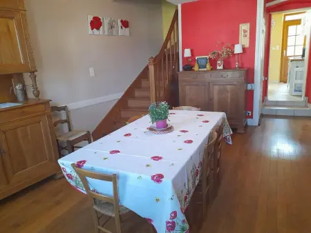 Maison en pierres rénovée avec patio à Ferrières-sur-Sichon - Photo 11