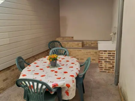 Maison en pierres rénovée avec patio à Ferrières-sur-Sichon - Photo 19