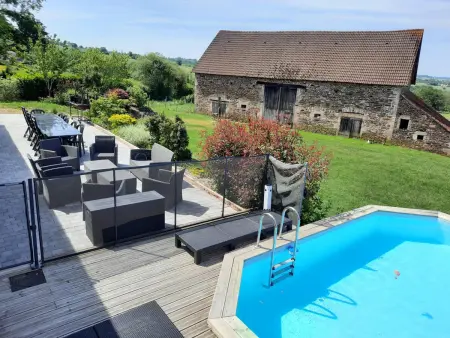 Ancienne longère rénovée avec piscine privative et animaux admis - Photo 5