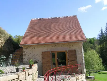 Maison cocooning avec piscine et sauna au cœur de la nature - Photo 1