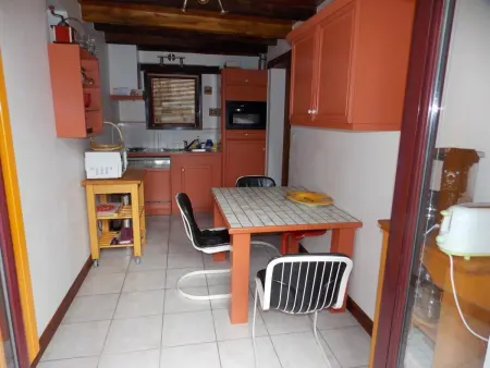 Gîte cosy à Neuvy avec jardin et animaux acceptés - Photo 2