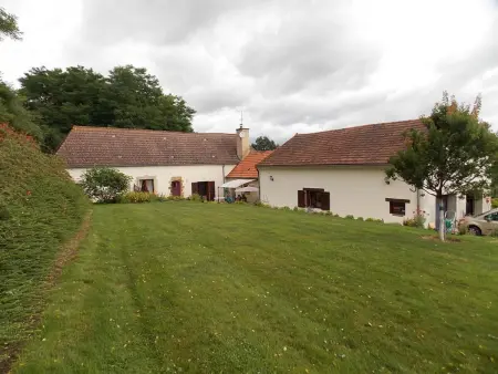 Gîte cosy à Neuvy avec jardin et animaux acceptés - Photo 12