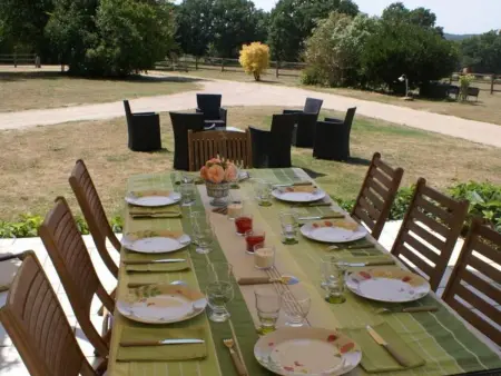 Maison XVème avec jardin et piscine en pleine nature - Photo 15