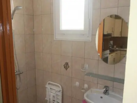 Charmant gîte avec piscine partagée au cœur d'un village - Photo 6