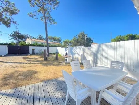 Maison rénovée, jardin clos, à 300m de la mer - 6 couchages, WiFi, animaux admis - Photo 1