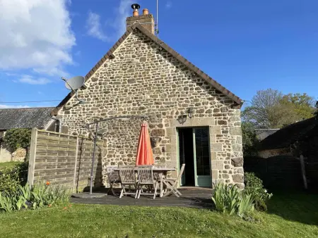 Charmante maison écologique avec jardin clos, Gite 5 personnes à La Baroche sous Lucé - Photo 15