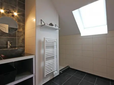 Maison spacieux pour familles avec terrasse et animaux acceptés - Photo 18