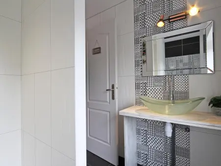 Maison spacieux pour familles avec terrasse et animaux acceptés - Photo 23