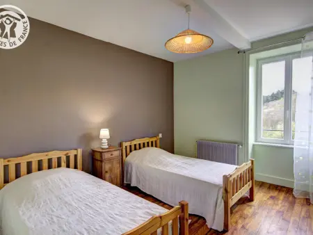 Maison familiale chaleureuse pour 12 pers. avec jardin dans le Forez - Photo 15