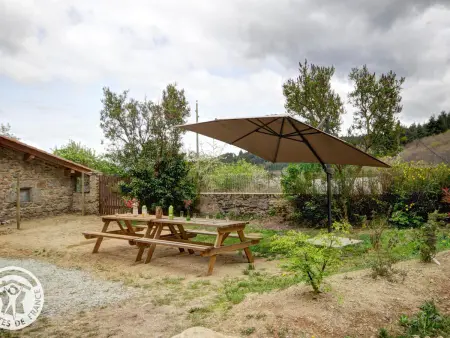 Maison familiale chaleureuse pour 12 pers. avec jardin dans le Forez - Photo 24