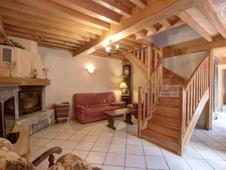 Gîte en Pierre Rest. avec Cheminée et Jardin, Parc Livradois-Forez - Photo 6
