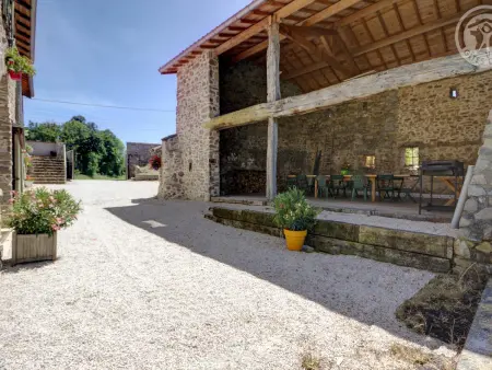 Gîte spacieux avec piscine privée, animaux acceptés - Photo 3
