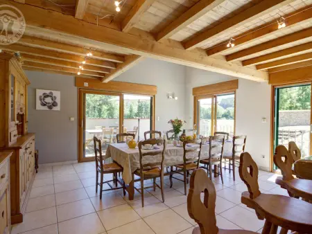 Gîte spacieux avec piscine privée, animaux acceptés - Photo 15