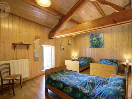 Gîte spacieux au cœur de la nature avec cheminée et activités extérieures - Photo 16