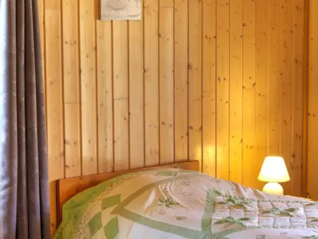 Gîte spacieux au cœur de la nature avec cheminée et activités extérieures - Photo 19
