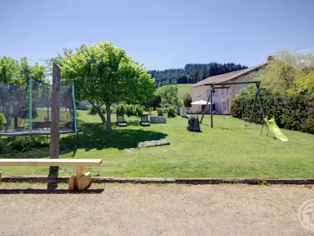 Gîte spacieux au cœur de la nature avec cheminée et activités extérieures - Photo 26