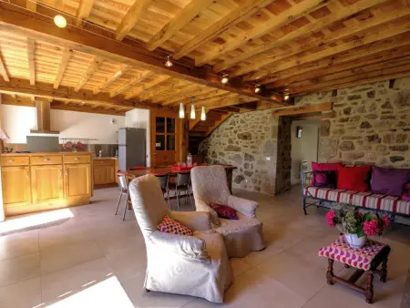 Gîte La Liesse avec 4 chambres, cheminée, jardin et animaux acceptés - Photo 3