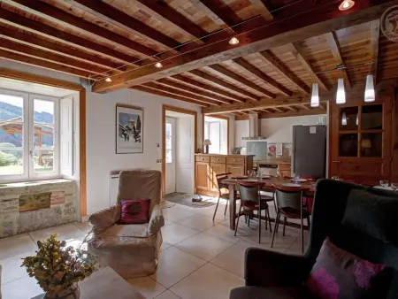 Gîte La Liesse avec 4 chambres, cheminée, jardin et animaux acceptés - Photo 4