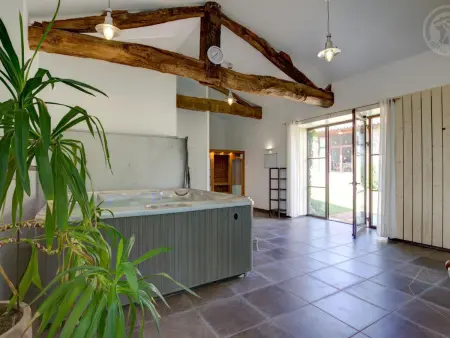 Gîte spacieux en campagne avec jacuzzi, sauna et jeux extérieurs - Photo 1