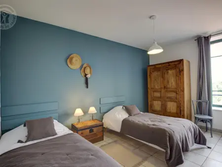 Gîte spacieux en campagne avec jacuzzi, sauna et jeux extérieurs - Photo 10