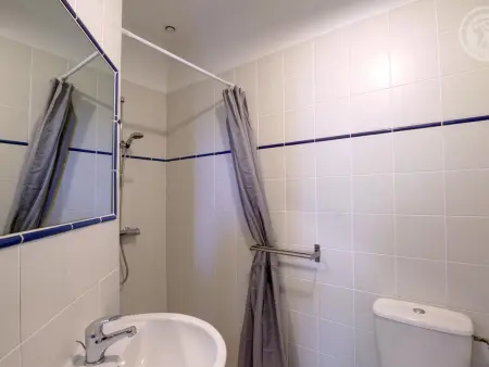 Gîte spacieux en campagne avec jacuzzi, sauna et jeux extérieurs - Photo 12