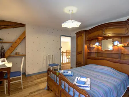 Gîte spacieux avec piscine privée et animaux admis à Saint-Priest-la-Prugne - Photo 10