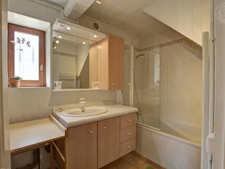 Deux gîtes confortables avec cheminée et piscine commune, animaux admis, pour 13 personnes - Photo 24
