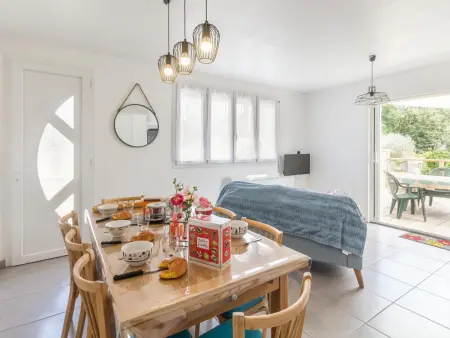Maison confortable avec terrasse et vélos près de la plage - Photo 5