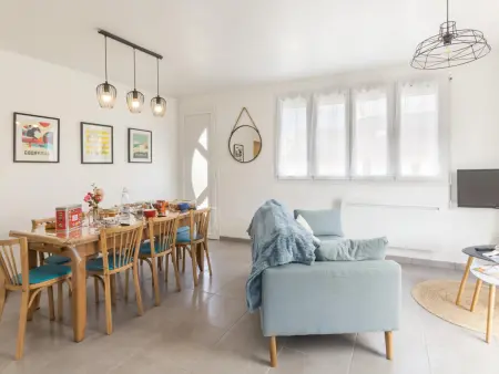 Maison confortable avec terrasse et vélos près de la plage - Photo 12