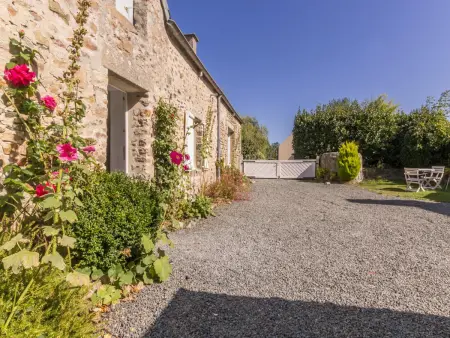 Maison de plain-pied avec jardin clos à Gouville-sur-Mer - Photo 5