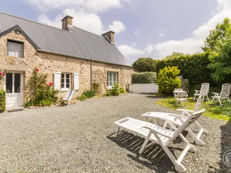 Maison de plain-pied avec jardin clos à Gouville-sur-Mer - Photo 17