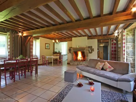 Maison spacieuse, animaux admis - 10 pers., Gite 10 personnes à La Sauvagère - Photo 3