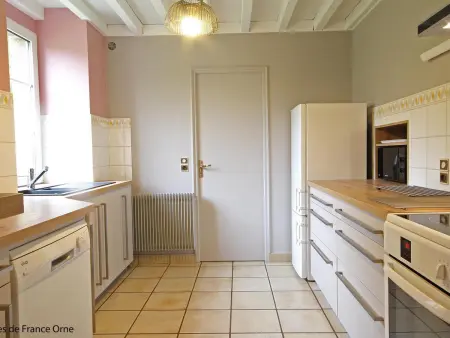 Maison spacieuse, animaux admis - 10 pers., Gite 10 personnes à La Sauvagère - Photo 8