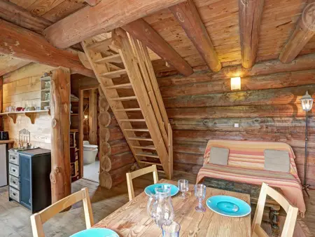 Chalet chaud, nature sauvage, internet PC, idéal randonnées - Photo 2