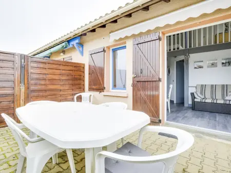 Charmante maison T2 avec mezzanine, terrasse et parking, à 350m de la plage – idéal pour 4 personnes - Photo 1