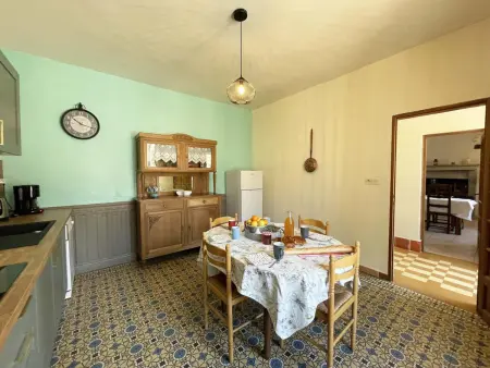 Maison de Bourg Avec Jardin et Wifi - Bures, Gite 6 personnes à Bures - Photo 6