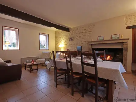 Maison de Bourg Avec Jardin et Wifi - Bures, Gite 6 personnes à Bures - Photo 9