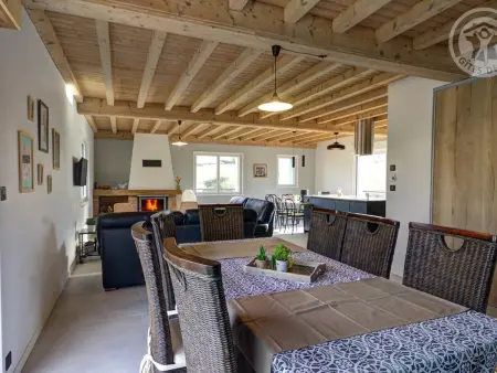 Maison lumineuse avec jardin clos et cheminée, idéale pour familles et amis - Photo 9