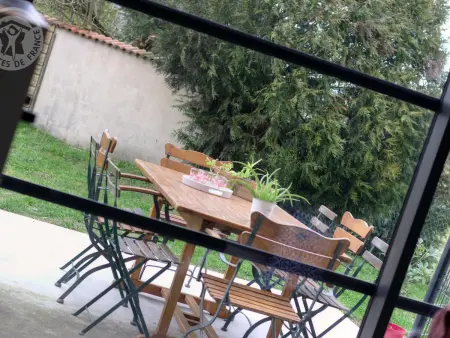 Maison lumineuse avec jardin clos et cheminée, idéale pour familles et amis - Photo 11