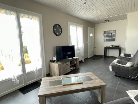 **Maison 3 pièces avec jardin à 350m du bord de mer - Wifi, terrasse, parking** - Photo 4
