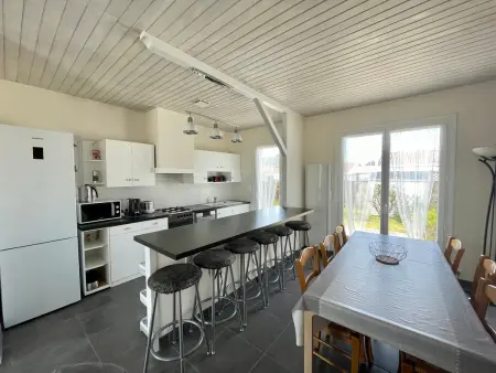 **Maison 3 pièces avec jardin à 350m du bord de mer - Wifi, terrasse, parking** - Photo 5