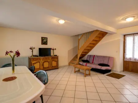 Gîte convivial avec jardin, accepte animaux, idéal pour nature et randonnées en Auvergne - Photo 1
