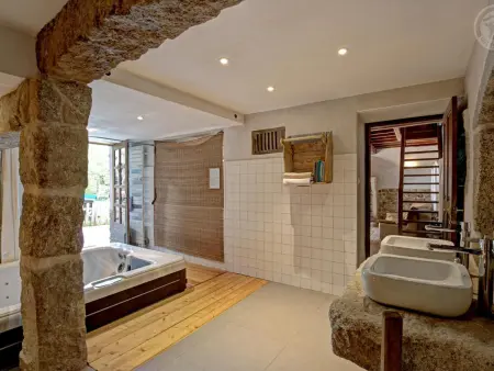 Charme Rural avec Piscine Privée et Animaux Acceptés - Photo 9