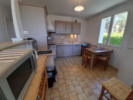 Maison avec jardin près des Thermes, 2 chambres, équipements modernes, à La Roche-Posay - Photo 5