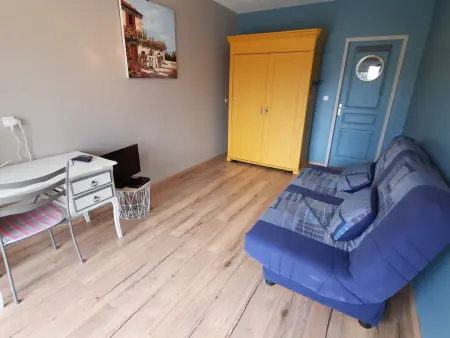 Maison de plain-pied avec jardin clôturé, proche Thermes St Roch - 3 chambres, WiFi, cuisine équipée - Photo 7