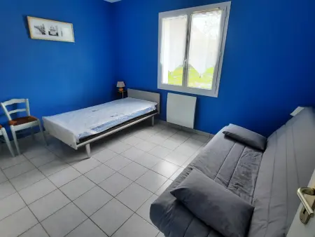 Maison de plain-pied avec jardin clôturé, proche Thermes St Roch - 3 chambres, WiFi, cuisine équipée - Photo 8