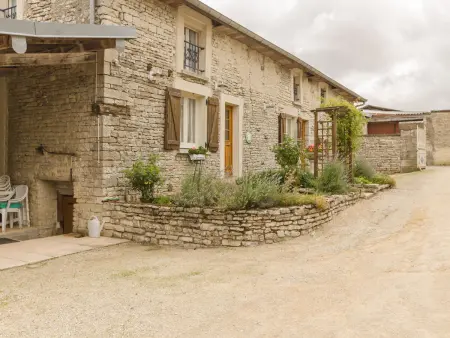 Maison spacieuse avec jardin, terrasse, jeux pour enfants, dégustation de champagne et parking clos - Photo 16